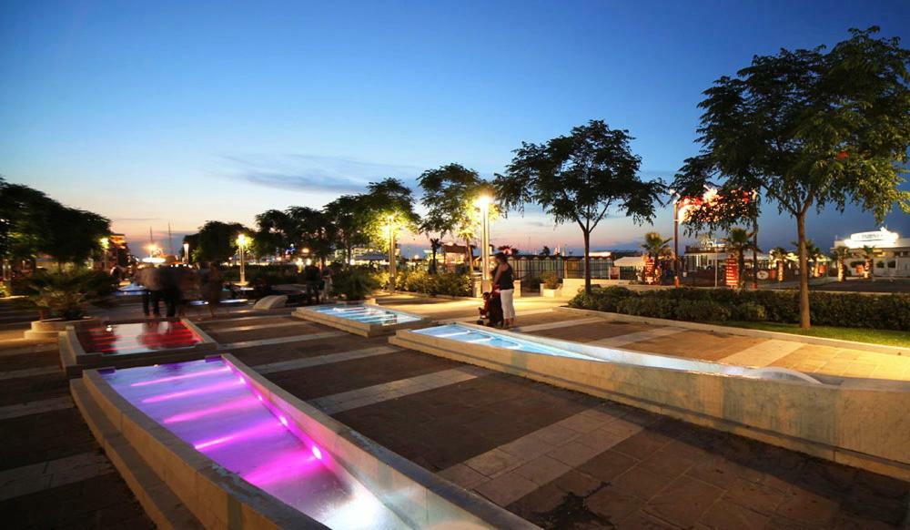 Residence Riccione Beach Apartments Bagian luar foto